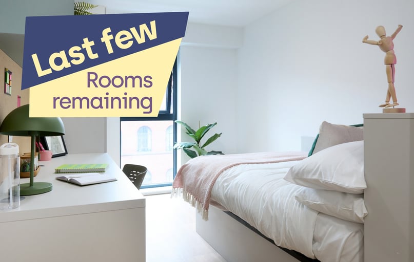 Silver En Suite, The Waterways, 1 Pump Way, Lace Market, Nottingham - Image 1
